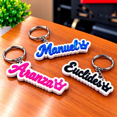 Llaveros personalizados con nombres en impresión 3D